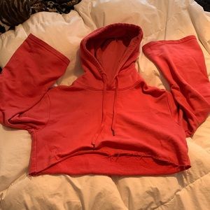 Cropped hoodie